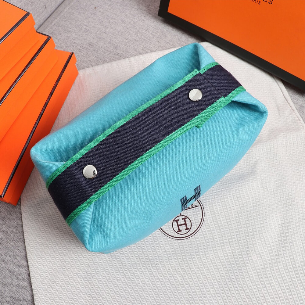 Hermes toiletery bag - Image 4
