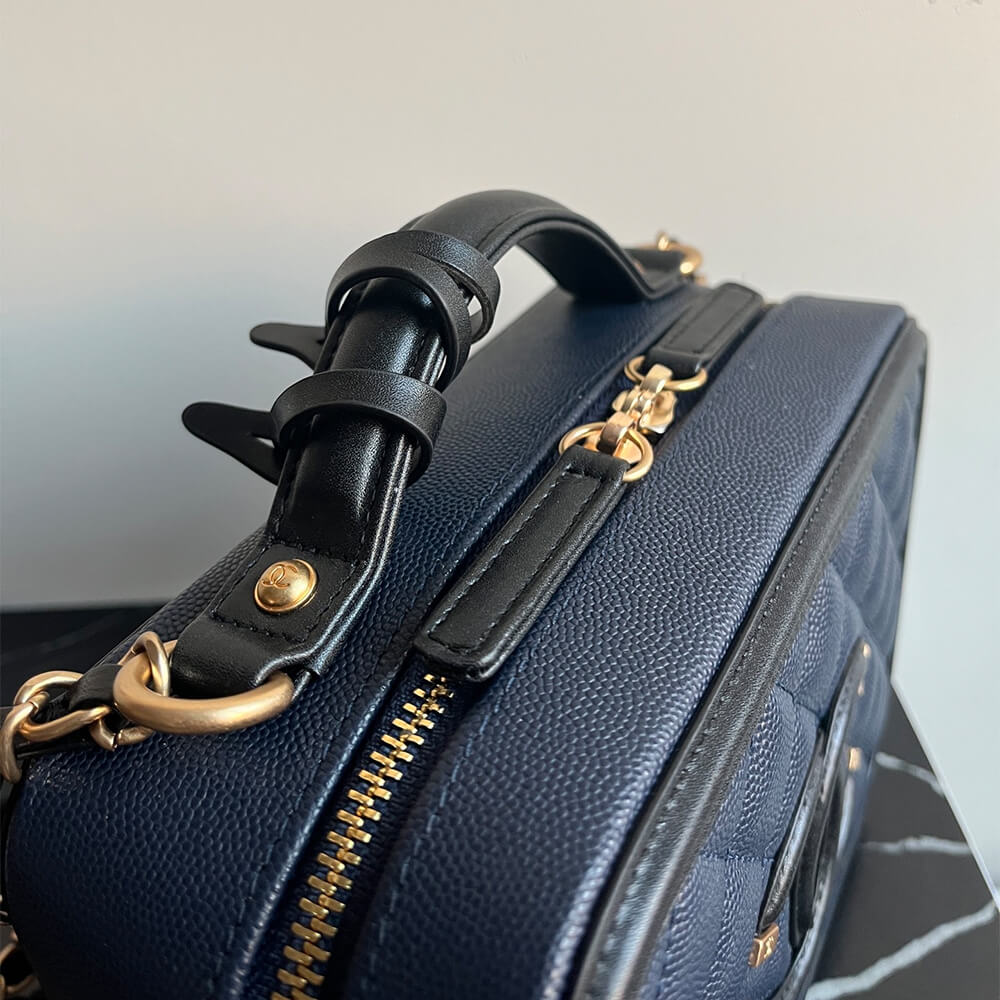 Chanel Medium Filigree Makeup Case - Image 5