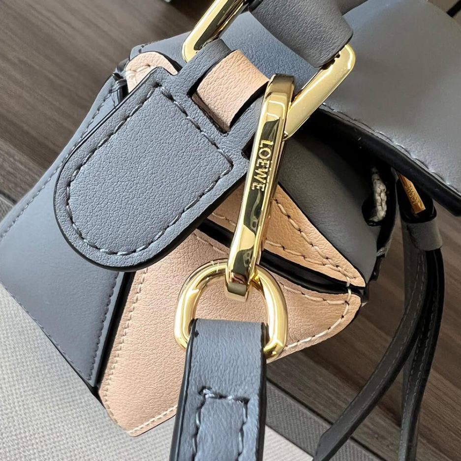 Nude LOEWE Mini Puzzle bag in classic calfskin - Image 6