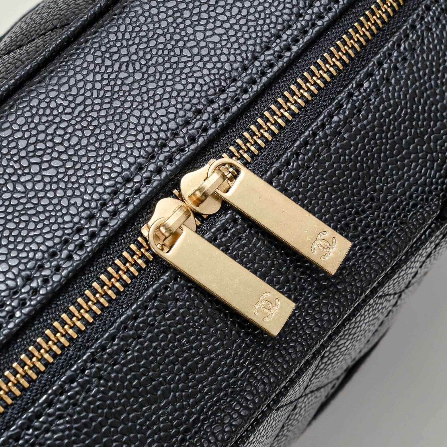 CHANEL Large Vintage Boston Bag - Image 6