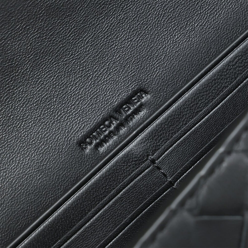Black Bottega Veneta Andiamo Clutch (HIGH-END GRADE) - Image 7